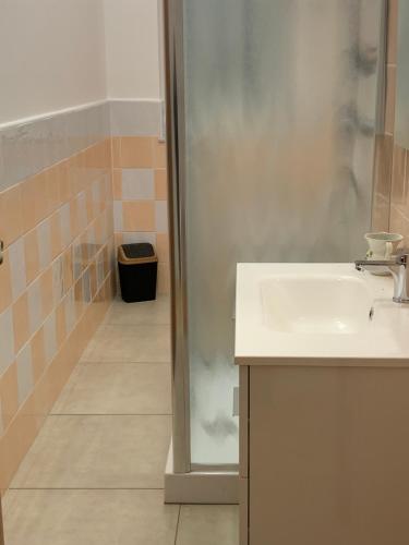 Bilik mandi di La porta delle Eolie