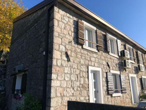 Foto Family Stone house with magical Sea View 1