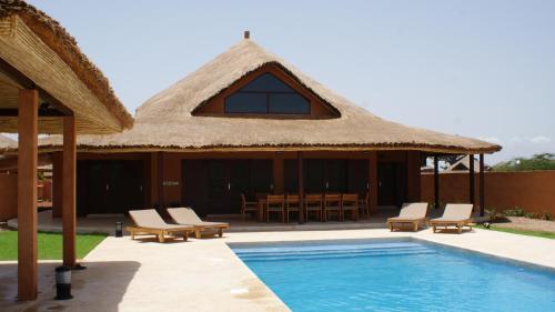 Πισίνα στο ή κοντά στο Villa Rebecca