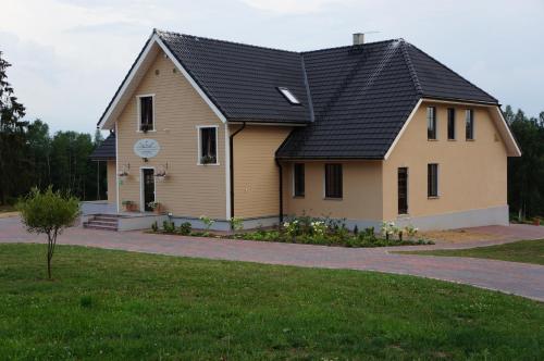 Gallery image of Pööni Guesthouse in Misso
