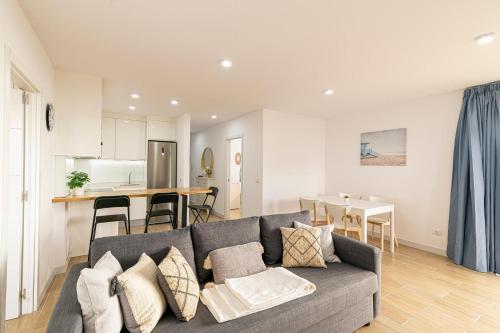 As de Casas - Valdes Center 1 - Los Cristianos