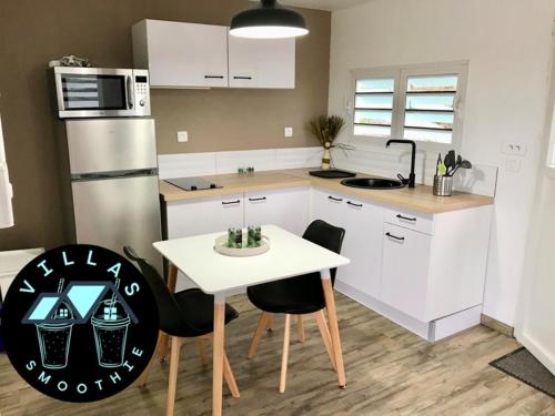 Una cocina o cocineta en Villas Smoothie Papaya