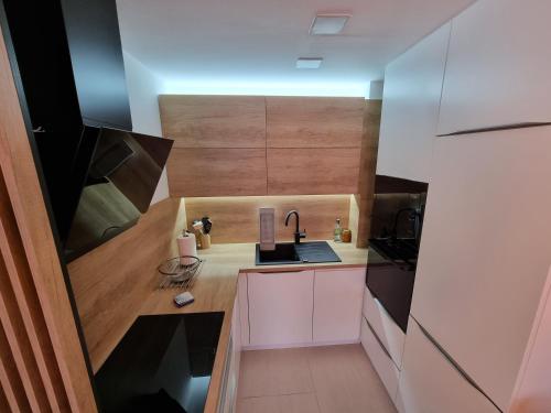 Nhà bếp/bếp nhỏ tại Mountain Wings Bjelasnica Apartment