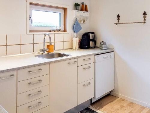 Gallery image of 6 person holiday home in Juelsminde in Sønderby