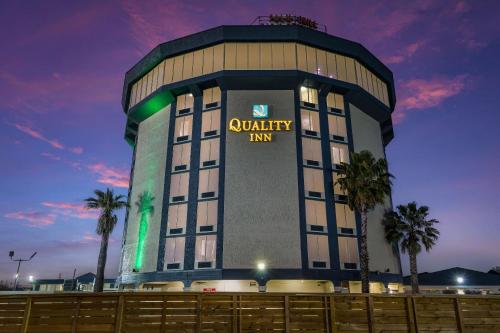 El edificio en el que está el hotel
