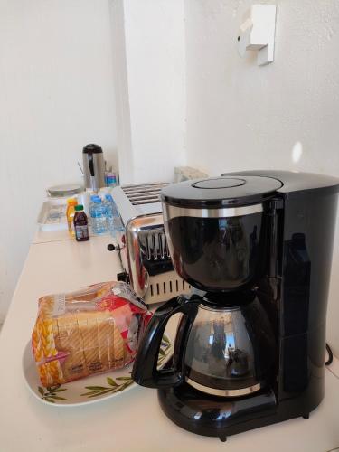 Una cocina o zona de cocina en Ras Al Hadd Orchid