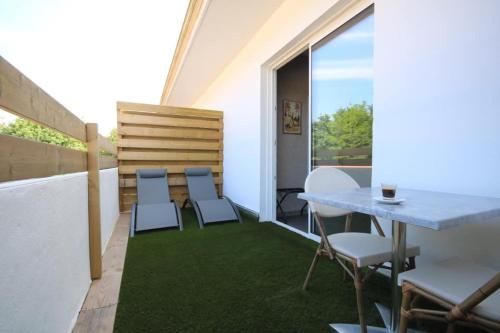 Φωτογραφία από το άλμπουμ του The Originals Boutique, Hôtel Lakeside, Biscarrosse , Lac σε Parentis-en-Born