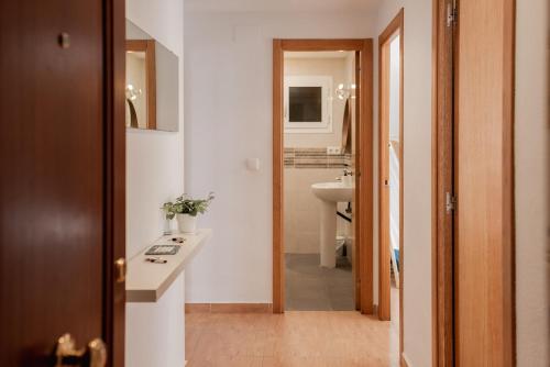 Salle de bains dans l'établissement Apartamentos FV Flats Valencia - Mestalla 5
