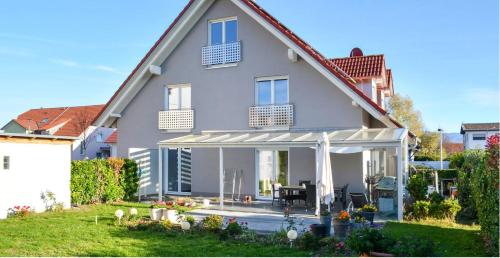 Κήπος έξω από το 2 Zimmer Apartment, Küche u Terrasse in Freiburg