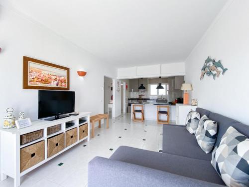 Charming apartment at Meia Praia #1866