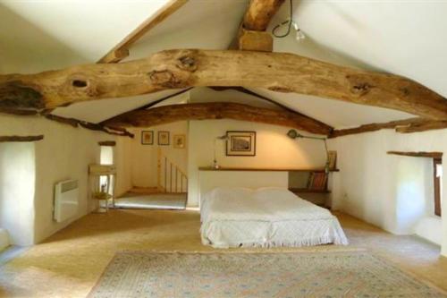 Posteľ alebo postele v izbe v ubytovaní Maison de 3 chambres avec jardin clos et wifi a Saint Andre de Valborgne