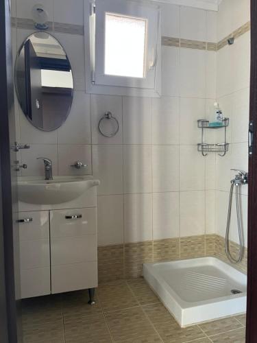 Phòng tắm tại Christos