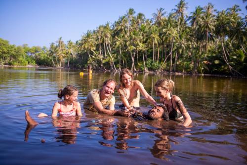 Olive Goidhoo – Photos 3