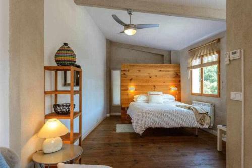 Ένα ή περισσότερα κρεβάτια σε δωμάτιο στο Sleep and Stay Terrace Loft in Sant Daniel