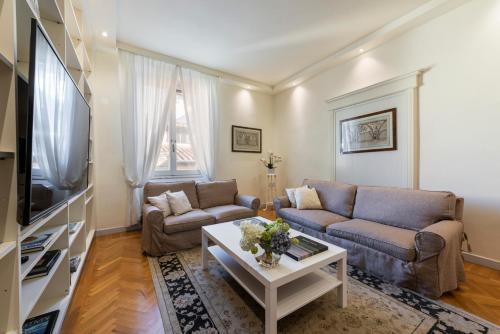 Luxury Signoria by Mmega