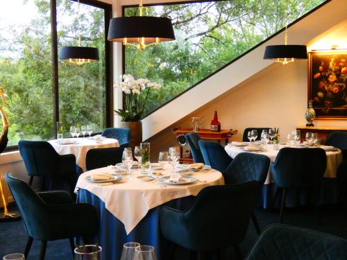Gallery image of Hostellerie Restaurant Les Gorges de l'Aveyron in Bruniquel