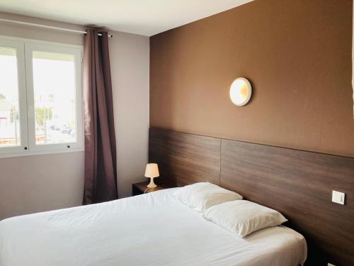 Gallery image of Hotel le Provençal in Narbonne-Plage