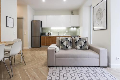 Vita Portucale ! Lisbon Design Apartment with Terrace