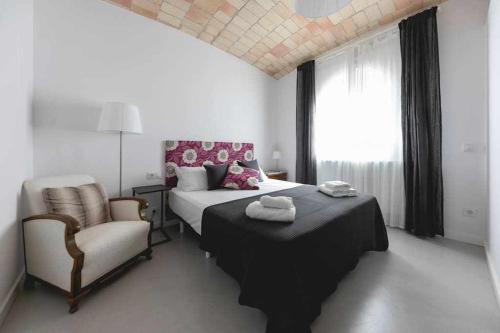 Newly renovated room w Pool y BikeParking, Girona ...