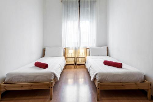 Happy & Beautiful Flat in Central Milan