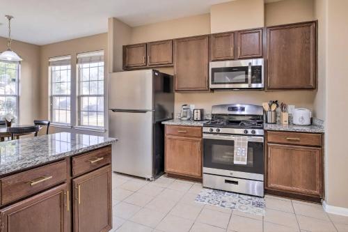 Pet-Friendly Katy Home Near Parks and Trails!