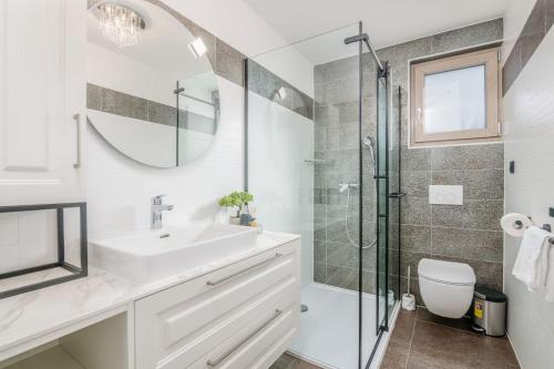 Kúpeľňa v ubytovaní Villa Njivice Apartman Marina