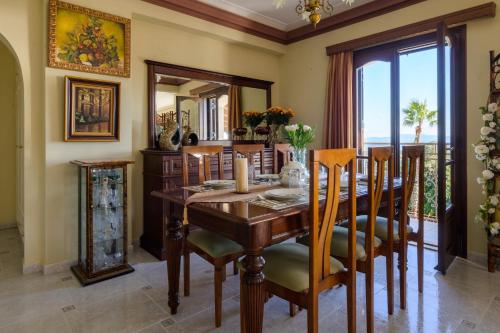 Imagen de la galería de Vivian's Villa - Endless View, en Svoronata