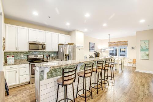 Kuchyň nebo kuchyňský kout v ubytování Seaside Village - Bowline 13002-4