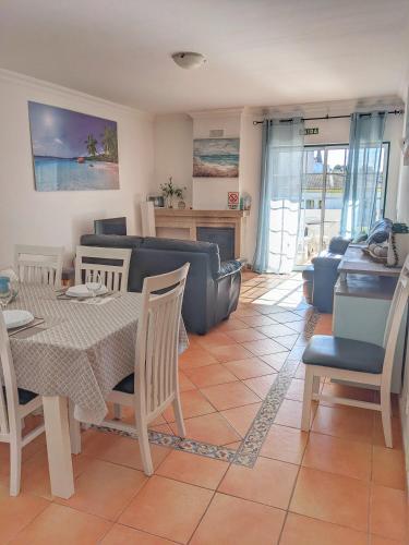 Townhouse 700m from Sao Rafael Beach