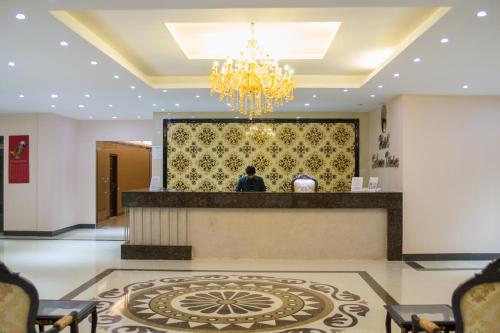 Zona de hol sau recepție la Hotel Sehwan Divine
