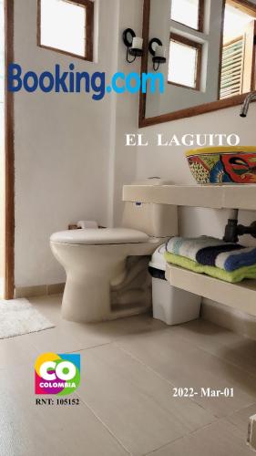 Un baño de Casa de Playa Laguito Shangai