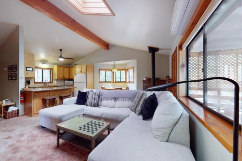 Tahquitz View Chalet – Photos 3