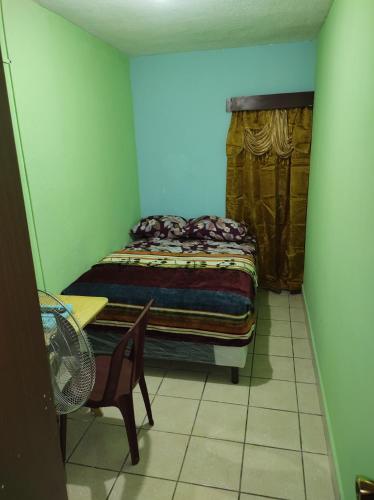 Postel nebo postele na pokoji v ubytování HOTEL EL EDEN