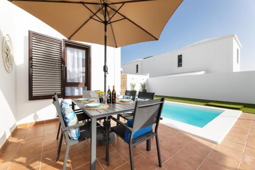 Lanzarote Villa Arts Prívate Heated Pool