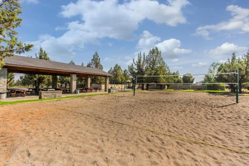 Φωτογραφία από το άλμπουμ του Trees and Tees at Eagle Crest σε Redmond