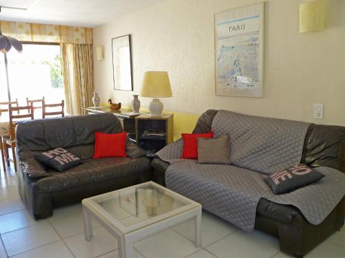 Istumisnurk majutusasutuses Apartment La Madrague d'Azur-6 by Interhome