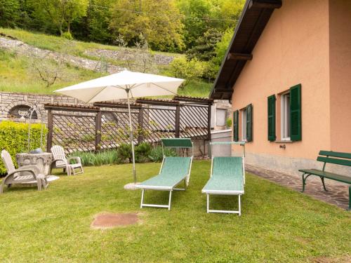 Κήπος έξω από το Holiday Home Ronco - VNA215 by Interhome