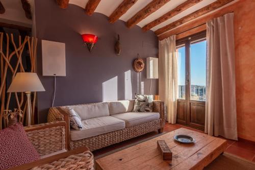 A seating area at Hotel Rural La Sal