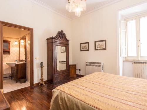 Apartment Spanish Steps by Interhome