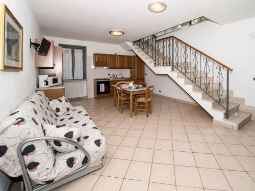 Kuchyňa alebo kuchynka v ubytovaní Apartment Ca' Bottrigo-4 by Interhome
