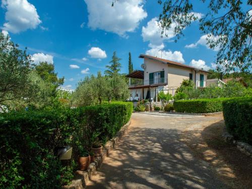 Κήπος έξω από το Holiday Home Anka by Interhome