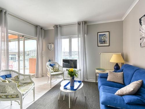 Posezení v ubytování Apartment Résidence Les Cariatides by Interhome