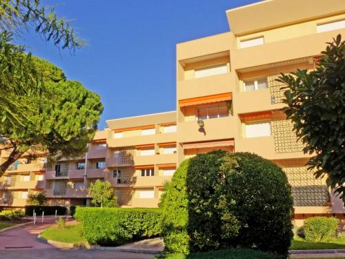 Bangunan di mana terletaknya apartmen