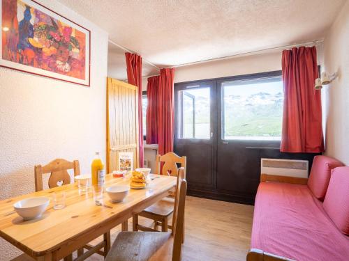 Apartment Vanoise 152 by Interhome