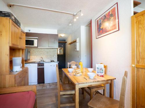 Apartment Vanoise 152 by Interhome
