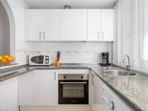 Apartment Los Nadales by Interhome