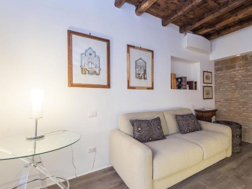 Apartment Forum Augusti by Interhome