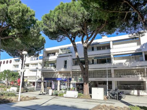 Apartment Antinéa-3 by Interhome