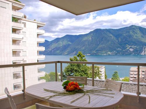 Apartment Apt- Lugano Majestic Panorama by Interhome photo 2