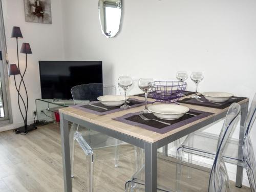 Apartment Claire-1 by Interhome
